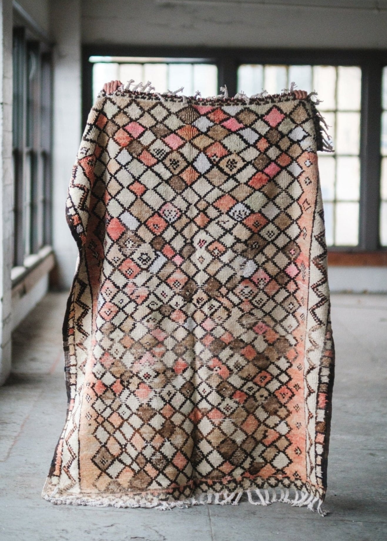 Honeycomb Accent Rug - Modern Myth Decor
